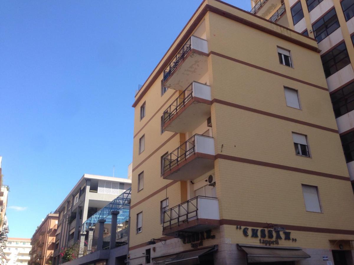 Molly & Luna Cagliari Ngoại thất bức ảnh